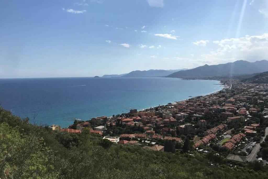 Apartamento Casa Indipendente Su Due Livelli In Liguria-Vista Mare 6-7 Posti Magliolo Exterior foto